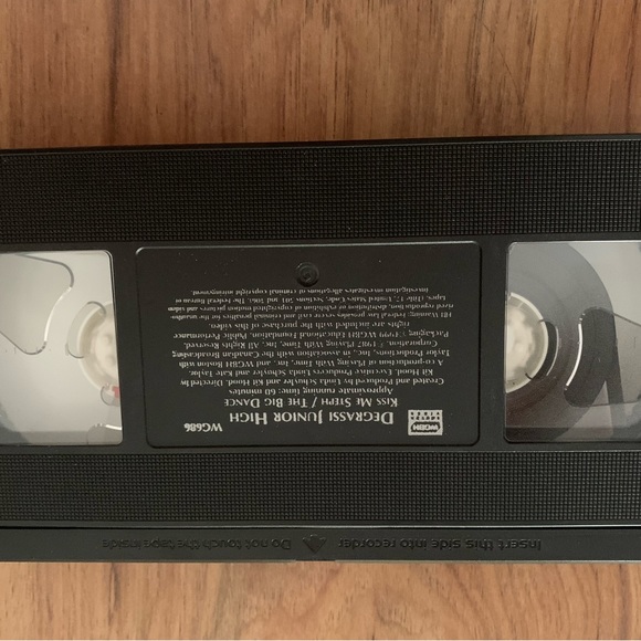 Degrassi Junior High VHS Tape - Kiss Me, Steph and The Big Dance - Picture 5 of 7